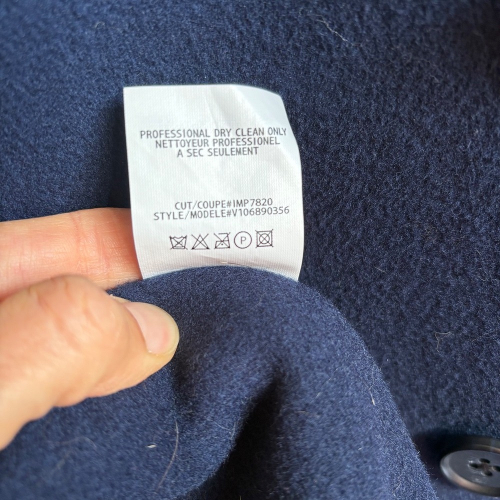 Vince Women's Navy Double-Breasted Wool Coat Size Large Long Overcoat Luxury - Picture 8 of 9